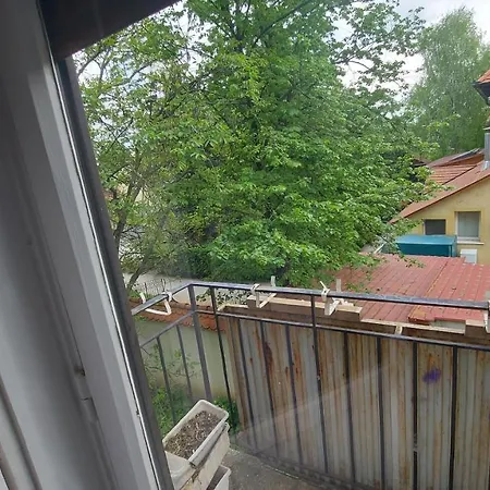 Fenyes Apartman *