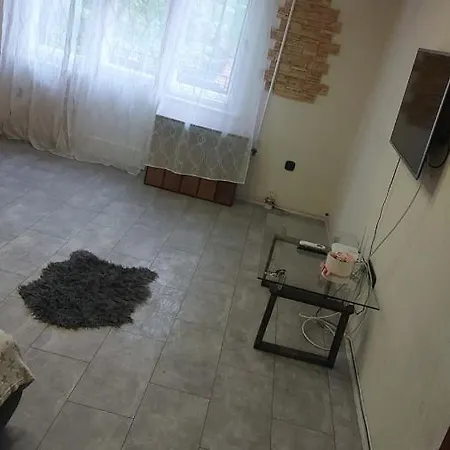 Appartement Fényes Apartman *